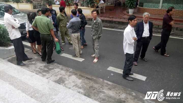 Người đàn ông rơi từ tầng 9 bệnh viện xuống đất chết thảm