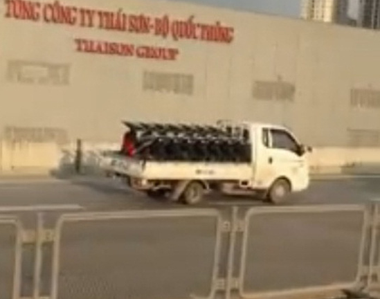 CSGT Hà Nội xác định xe tải phóng ngược chiều trên đường cao tốc