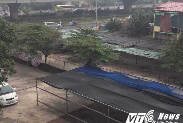 Bị Chủ tịch Hà Nội ‘điểm mặt’, nhiều bãi giữ xe đồng loạt đóng cửa