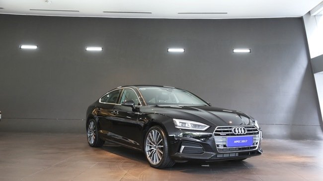 Chiêm ngưỡng dàn siêu xe Audi phục vụ APEC 2017 tại Việt Nam