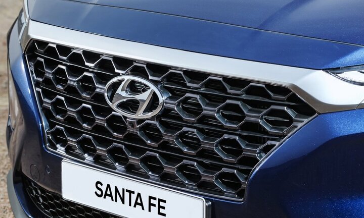 Hyundai ra mắt ô tô Santa Fe 2019, giá rẻ bất ngờ chỉ 592 triệu đồng