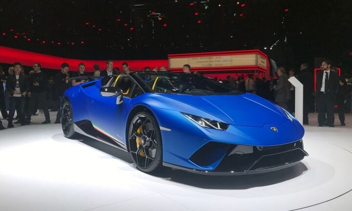 Lamborghini Huracan Performante Spyder 'siêu đẹp, siêu sang' ra mắt, giá bán 6,2 tỷ đồng