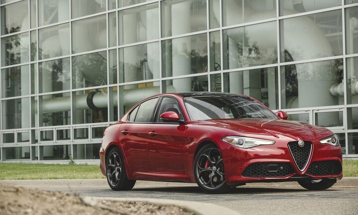 10 mẫu ô tô đẹp và đáng mua nhất thế giới