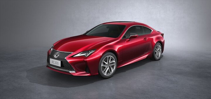 Lexus Việt Nam giới thiệu mẫu coupe RC 2019, giá 3,3 tỷ đồng