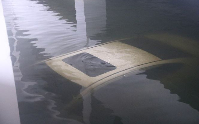 Bão số 2 đổ bộ Việt Nam, làm thế nào để 'cứu sống' ô tô?