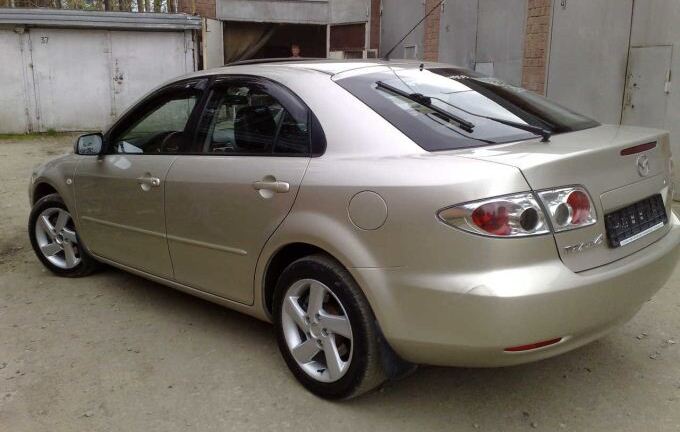 UBND thành phố Phủ Lý đấu giá xe công Mazda 6 đời 2004 'rẻ bèo'