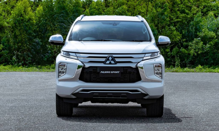 Mitsubishi Pajero Sport 2020 giá 987 triệu đồng có đáng mua?