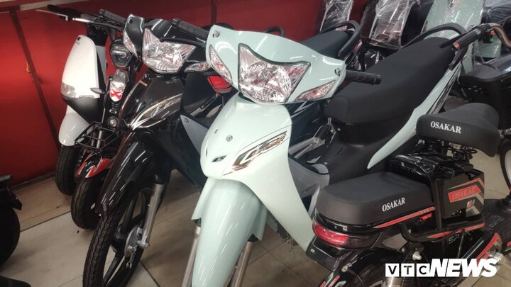 Hàng loạt mẫu xe máy Honda bị nhái kiểu dáng, giá bán rẻ bằng một nửa