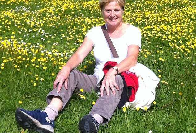 'Tự tát' để chữa bệnh, cụ già chết tức tưởi