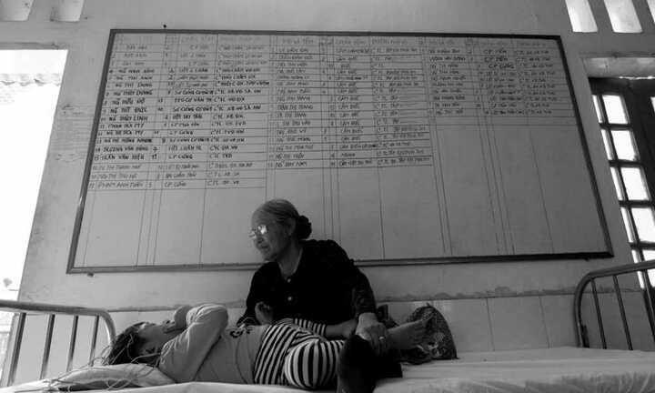 Căn nhà ấm áp của hàng trăm em nhỏ mắc bệnh 'vô phương cứu chữa'