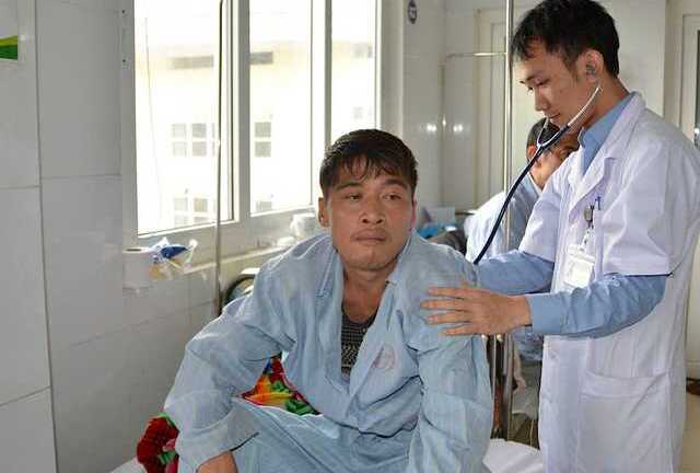 Một người hóc xương gà 3 năm mà không biết