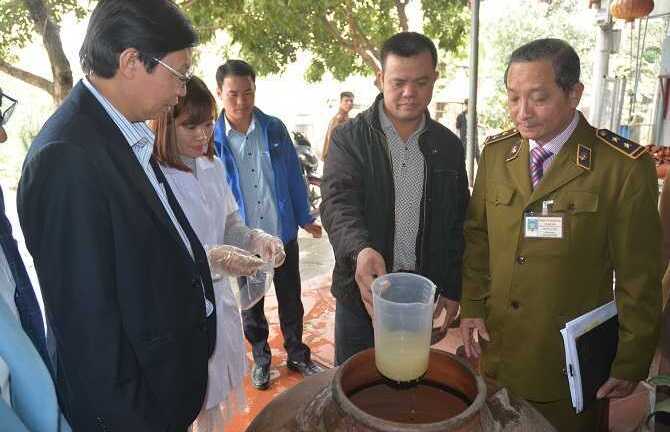 Từ hôm nay 16/3: Hà Nội ra quân 'truy quét' rượu độc