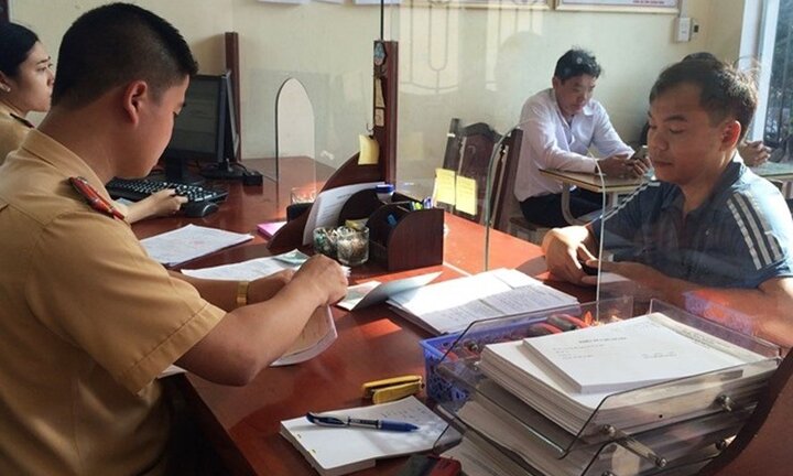 Đề xuất đăng ký xe phải có tài khoản ngân hàng khả thi hay không?