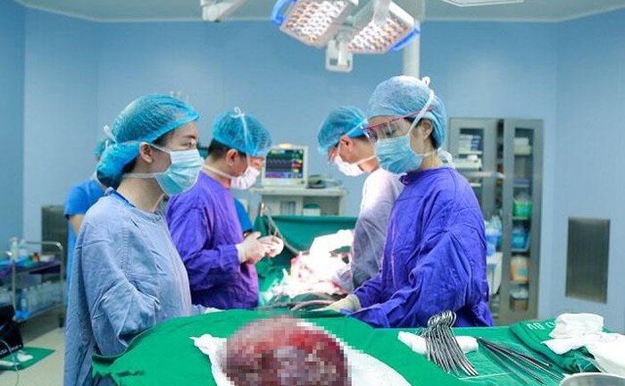 Video: Phẫu thuật thành công khối u máu khổng lồ ở gan