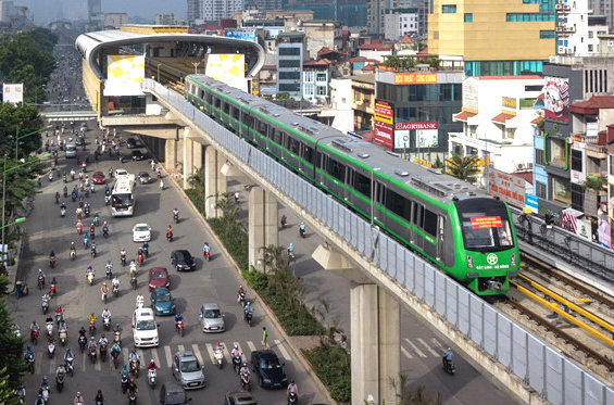 Đường sắt Cát Linh - Hà Đông ở thời điểm này chỉ để che mưa, che nắng cho dân?
