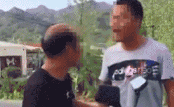 Thanh niên chặn đường báo thù thầy giáo 20 năm trước đánh phạt mình