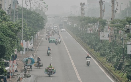 Không khí Hà Nội trở lại ngưỡng xấu sau một ngày 'dễ thở'