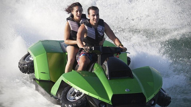 Chiếc xe vừa chạy vừa bơi giá 42.000 USD