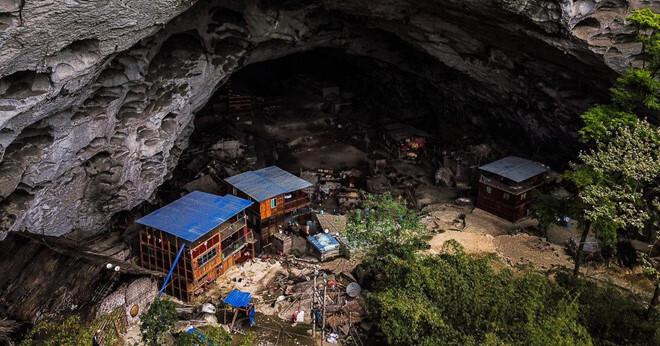 Video: Tộc người sống trong hang động cuối cùng ở Trung Quốc