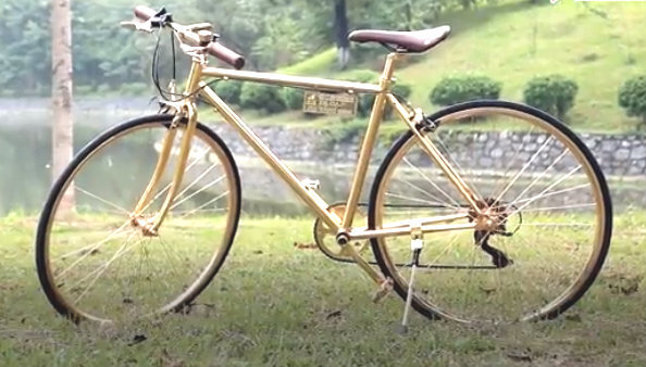Mục sở thị chiếc xe đạp mạ vàng 9999 giá hàng trăm triệu đồng