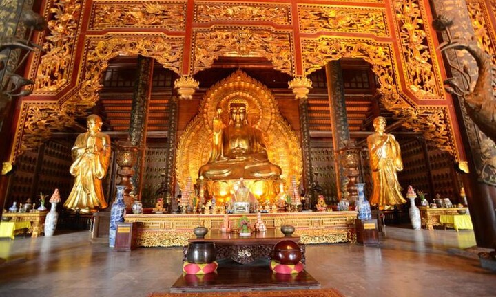 Chiêm ngưỡng những pho tượng nắm kỷ lục tại chùa Bái Đính, Ninh Bình