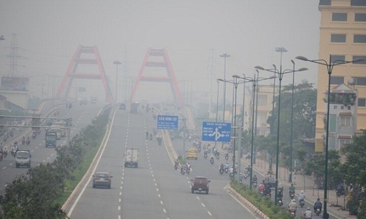 Chất lượng không khí ở Hà Nội chạm ngưỡng rất xấu