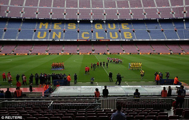Dân Catalunya bạo loạn đòi độc lập, trận Barca vs Las Palmas rơi thảm cảnh