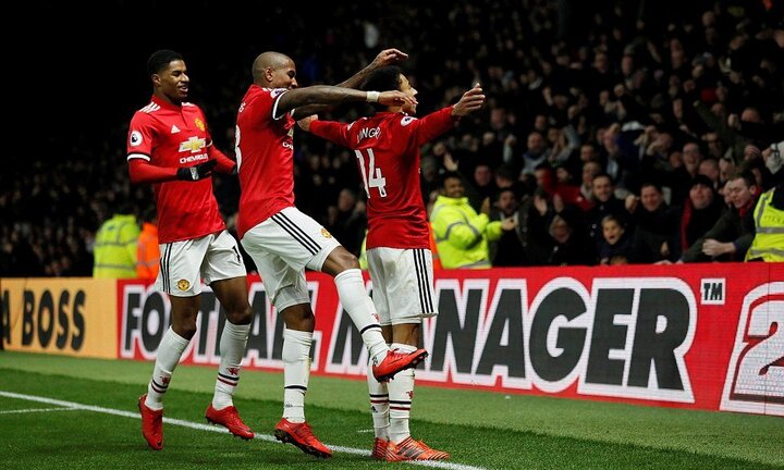 MU đè bẹp Watford, sống dậy hy vọng bám đuổi Man City