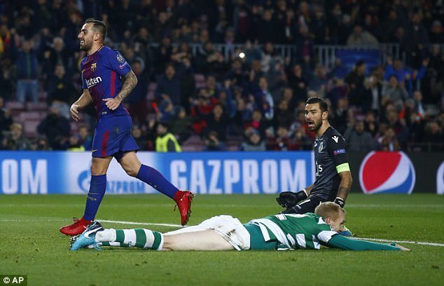 Barcelona thắng dễ, kéo dài chuỗi trận bất bại lên con số khó tin