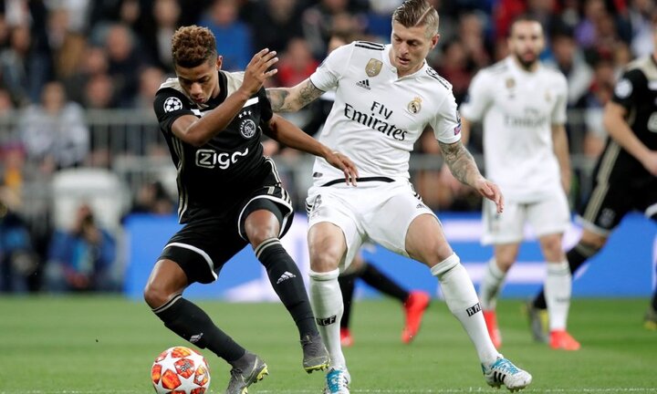 Real thua thảm 1-4 trước Ajax: Toni Kroos mờ nhạt, công nghệ VAR không cứu nổi Real