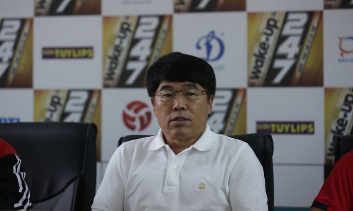 Vì sao HLV ngoại thường thất bại ở V-League?