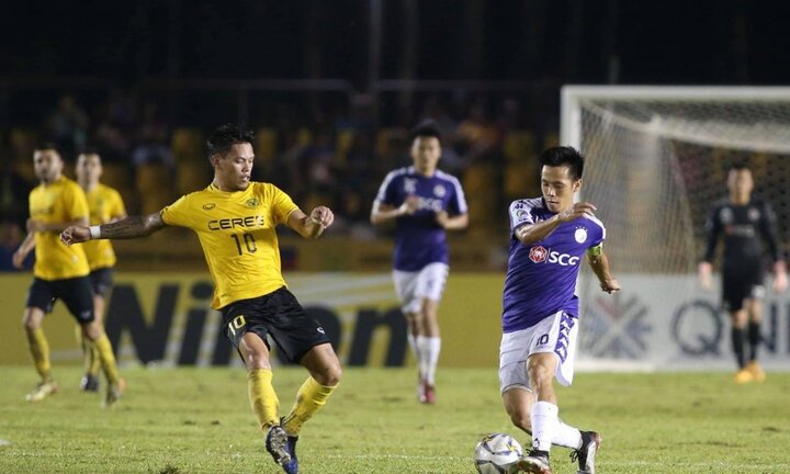 Thủ môn toả sáng, Hà Nội FC hoà kịch tính ở bán kết lượt đi AFC Cup