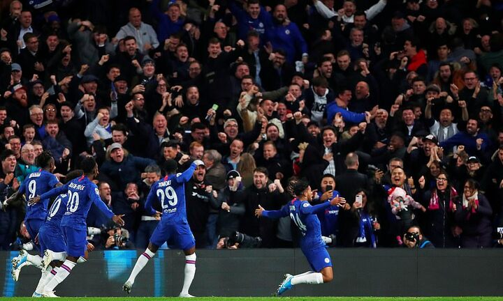 Đá hơn 2 người, Chelsea ngược dòng kinh điển trước Ajax