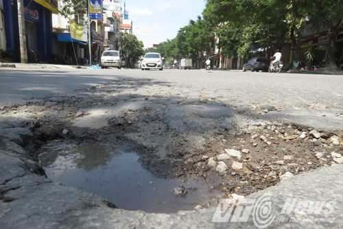 Ảnh: Cận cảnh ngã tư 'tử thần' giữa lòng thành phố Cảng