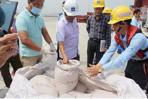 Đã có kết quả phân tích 160 tấn bùn Formosa nhập từ Trung Quốc