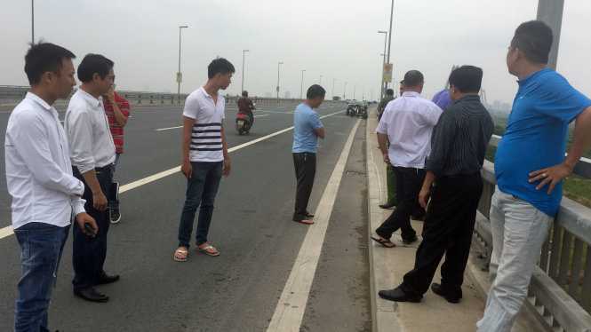 PV bị 'gạt tay vào má' trên cầu Nhật Tân gửi khiếu nại quyết định xử phạt tới CA Tây Hồ