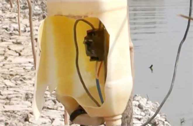 Bị điện giật trong trại tôm, 1 người chết, 1 người bỏng nặng