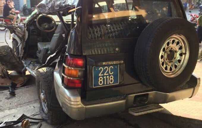 Xe khách tông xe biển xanh, một người thiệt mạng