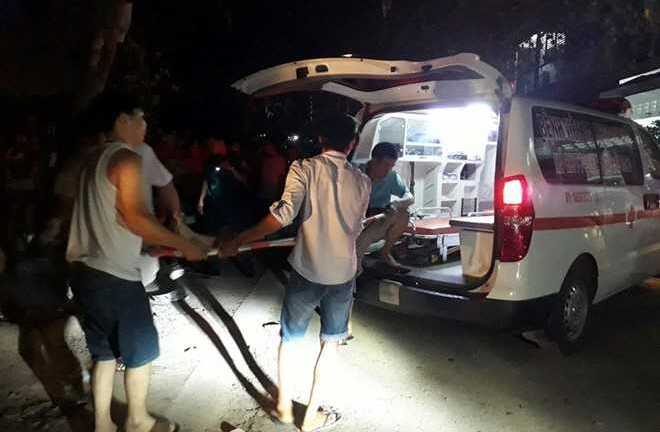 Nam thanh niên treo cổ trên cây được người dân cứu sống