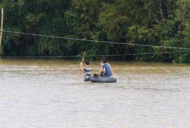 Lật thuyền đánh cá, 2 thiếu niên mất tích