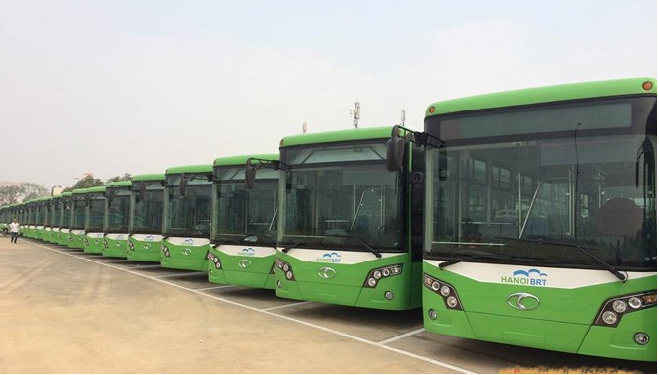 Ảnh: Dàn xe buýt nhanh nghìn tỷ đồng trước ngày lăn bánh