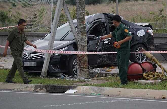 Xe hơi tông trụ đèn, Chánh thanh tra Sở tử nạn