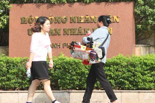 Bí thư Hà Nội: 'Bộ quy tắc ứng xử công chức không phải bắt buộc'