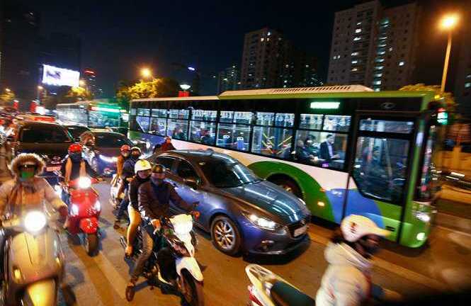 Sẽ xử lý những trường hợp cố tình đi vào làn xe buýt nhanh