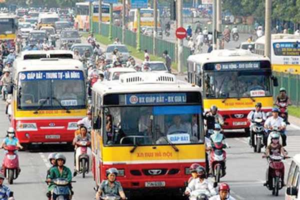 ​Người dân đi xe buýt trong dịp Tết Nguyên đán cần biết điều này