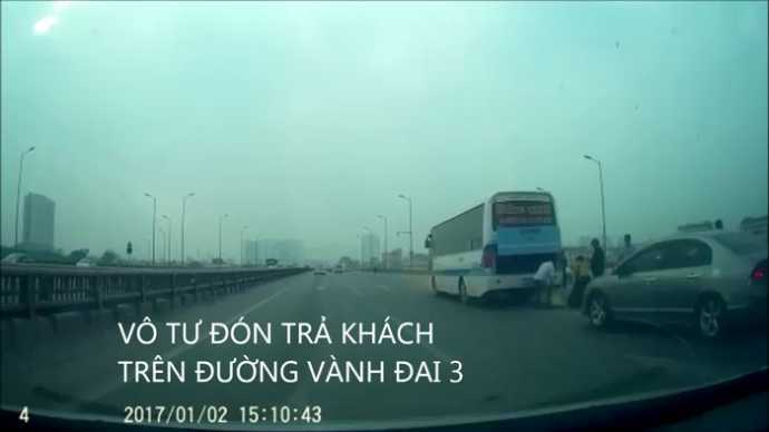 Sau điều chuyển tuyến luồng, xe khách vẫn vô tư chạy xuyên tâm Hà Nội