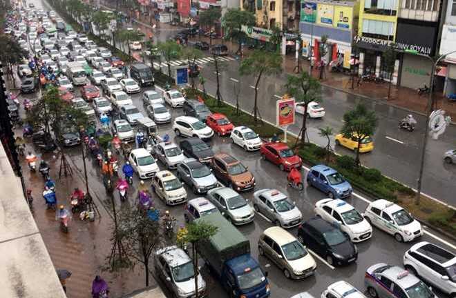 Đề xuất buộc người điều khiển ô tô phải mở tài khoản ngân hàng