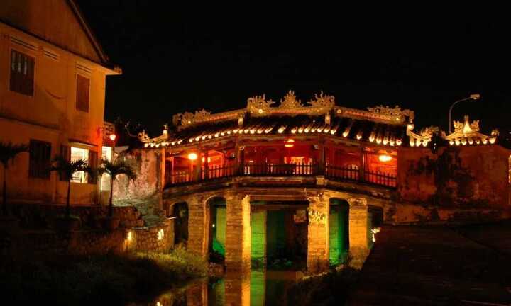 Hội An tổ chức lễ hội ánh sáng đón Tết Đinh Dậu 2017