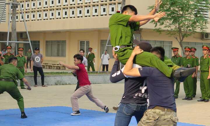 Bí thư Thăng: ‘Bắt đầu những giây phút đen tối nhất của tội phạm’