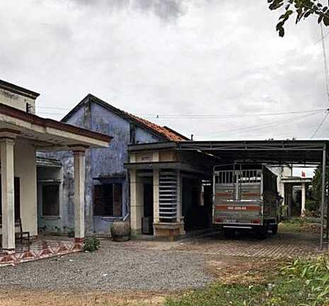 Hai vợ chồng nhập viện sau khi trúng độc đắc 10 tỷ